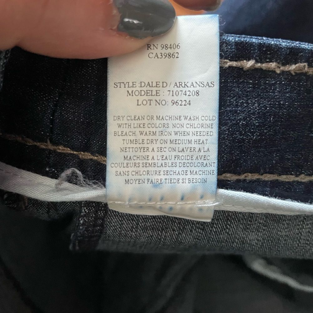 Theory Daled Arkansas Dark Wash Flare Leg Jeans Sz 0 - Picture 10 of 10
